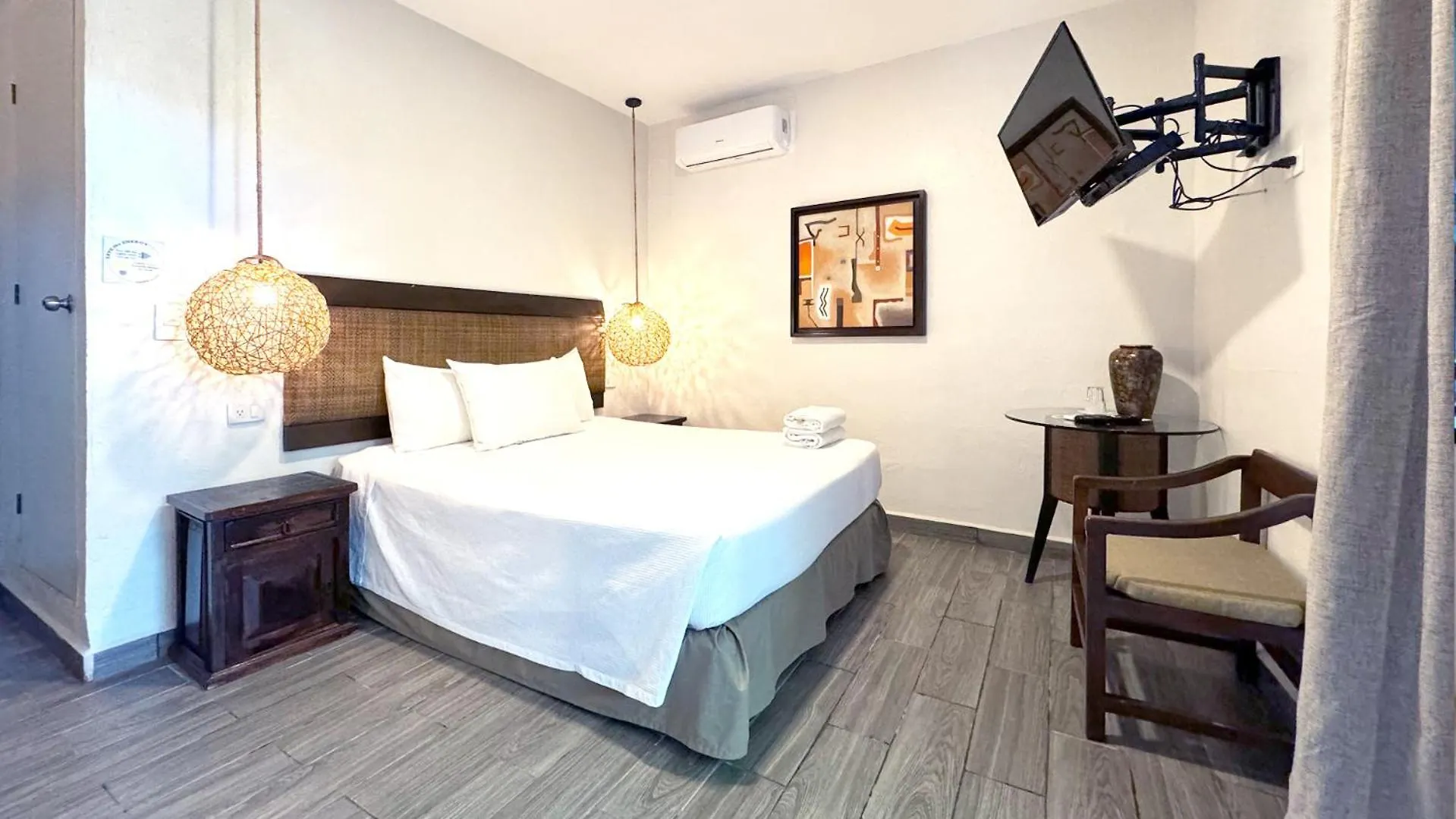 **  Siesta Fiesta Hotel Adults Only - 5Th Avenue Playa del Carmen Mexico