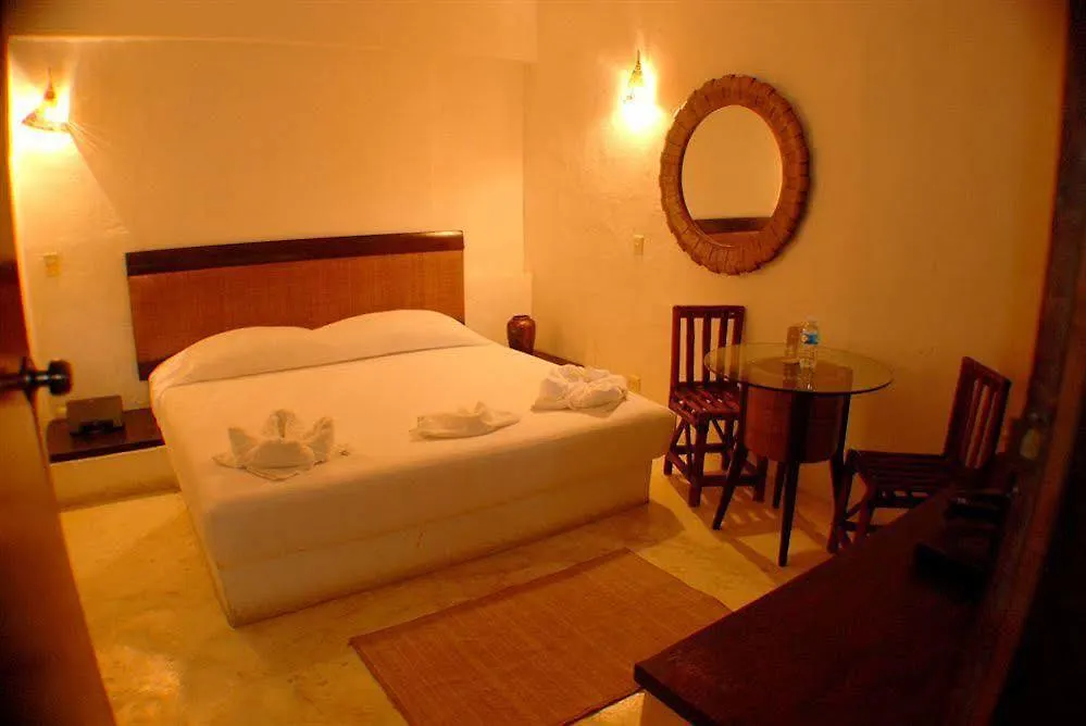 **  Siesta Fiesta Hotel Adults Only - 5Th Avenue Playa del Carmen Mexico